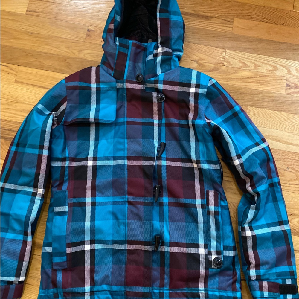 Girls  Global winter jacket, slightly used in great condition. Small.